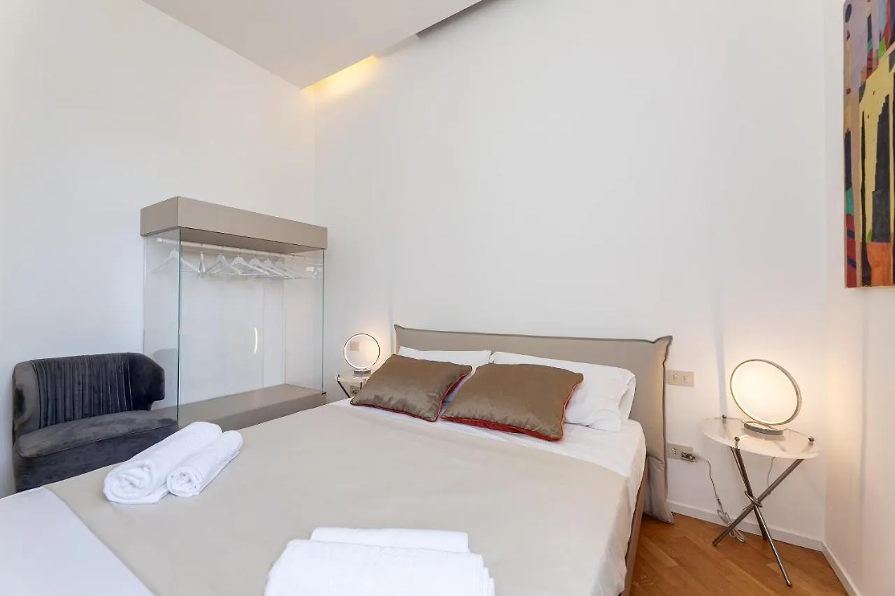 Spanishsteps Luxury Apartment Rome Italy